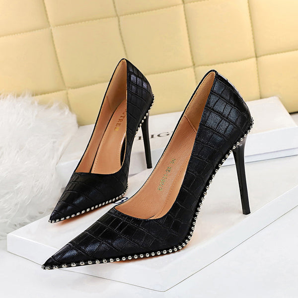 Stone Pattern Heel Elegance