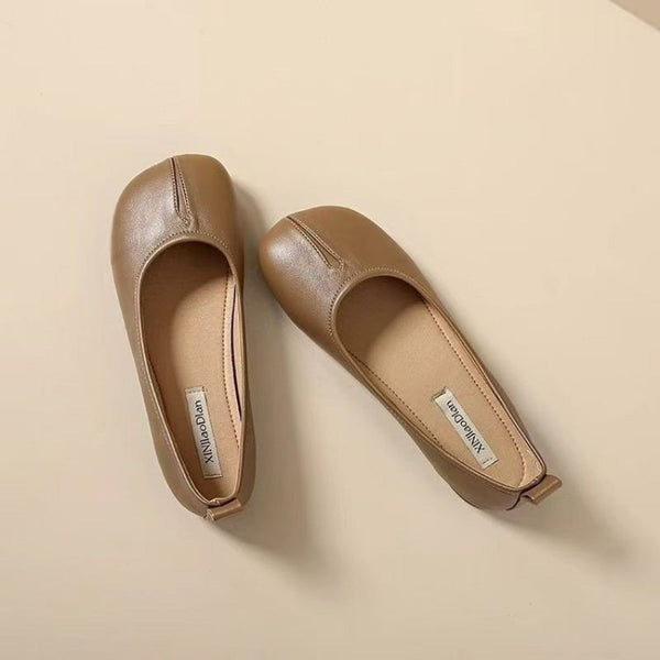 Chic low-cut slip-ons